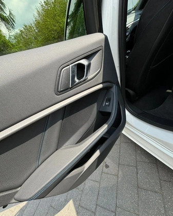 BMW Seria 1 cena 132000 przebieg: 42000, rok produkcji 2021 z Tuszyn małe 172